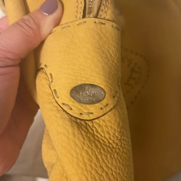 Fendi Tote Bag - Picture 7 of 8